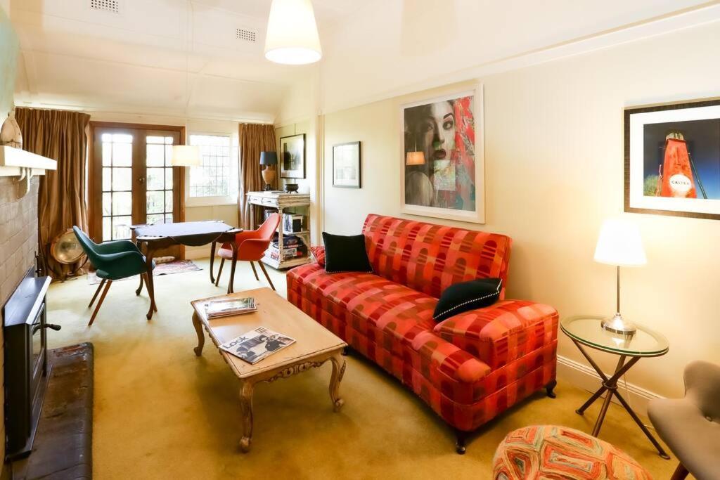 The Gables - Circa 1880 - Classic Holiday home Bowral